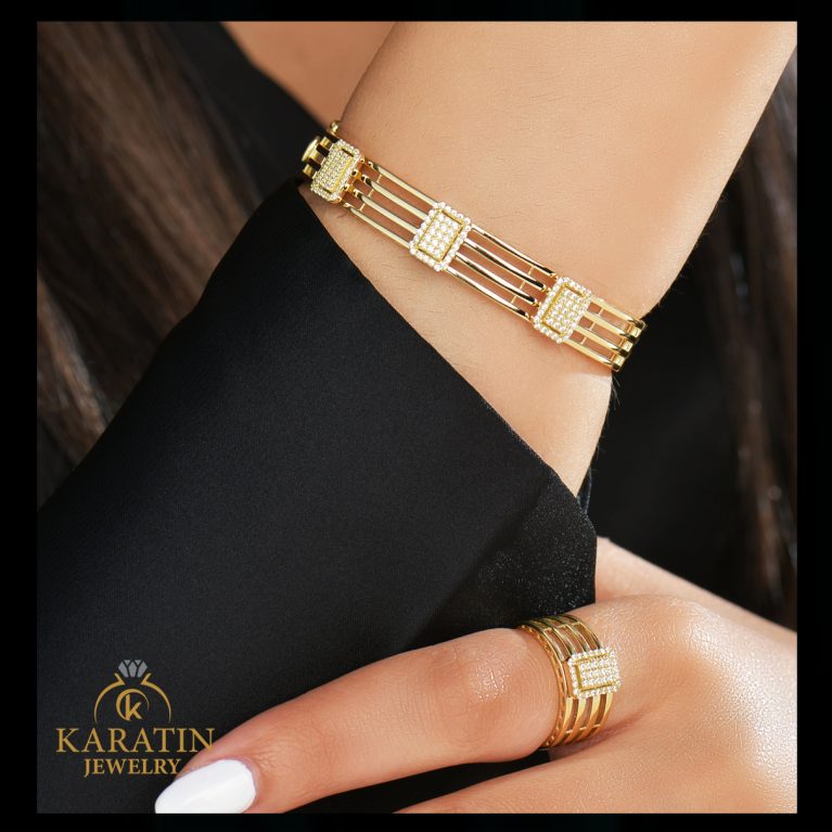 Classic Cotton Essential Tee